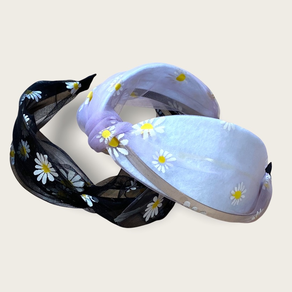 3/$30✨Bundle of 2 Daisy Motif Floral Mesh Headbands: Black & Lavender